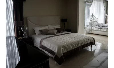 Кровать Francesco Pasi Ellipce 9060