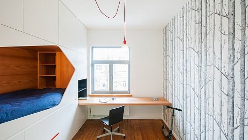 Кровать в стене — оригинальный интерьер от  Van Staeyen Interior Architects