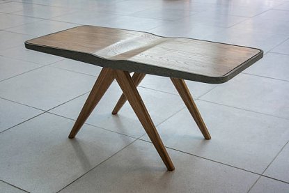 Дубово-бетонная мебель от Джеймса Грина