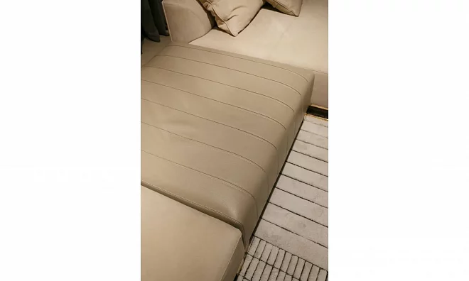 Пуф LONGHI LONGHI