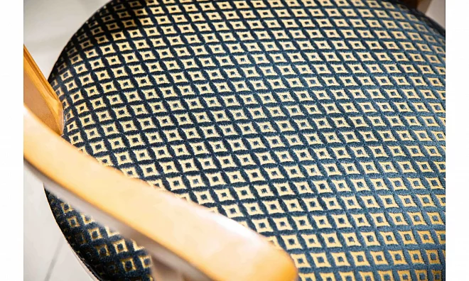 Кресло VACCARI GIOVANNI noce chiara H1161