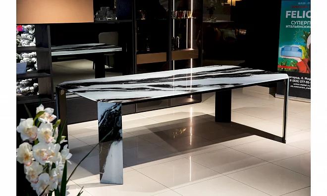 Стол обеденный Tonin Casa Panta Rei 435704