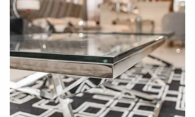 Стол Eichholtz Connor 110184