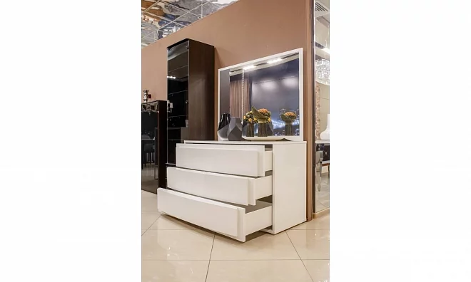 Camelgroup Спальня Damabianca Комод 3 Ящ. 140CMS.01BI